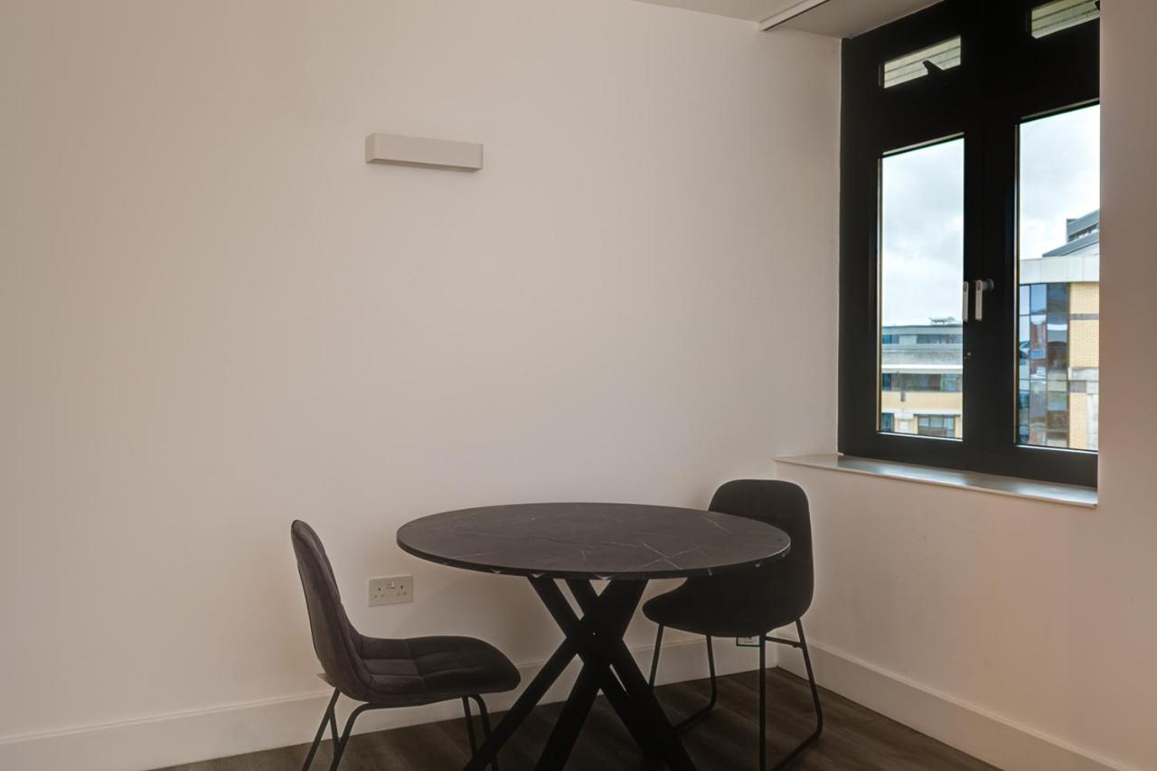 Charles Hope London Brentford Apartamento Exterior foto